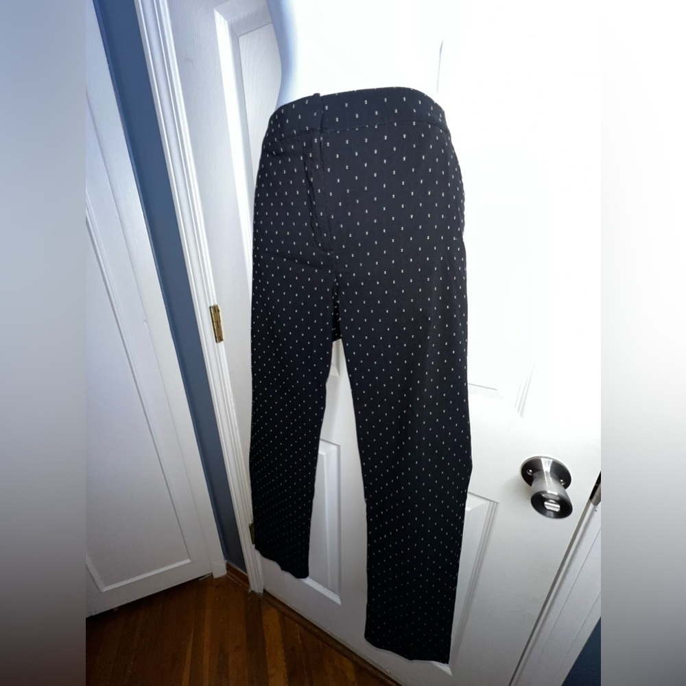 NWOT Izod Women’s 4 Black White Dot Stretch Crop Capri Trouser Dress Pants S - Picture 11 of 14